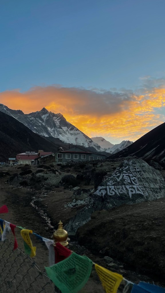 Nepal Trekking – Days 7-8 (Dingboche, Ama Dablam Base Camp, Lobuche)&nbsp;🇳🇵